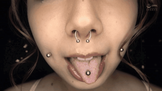 【美琴つばさ】鼻ピ頬ピ舌ピのギャルソープ嬢がエロテク全開のAVデビューSEX（新宿UNDERGROUND/MERCURY（マーキュリー））【h_1133yako00002】